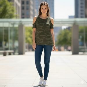 Sanctuary Lolita Camo Cold Shoulder Top